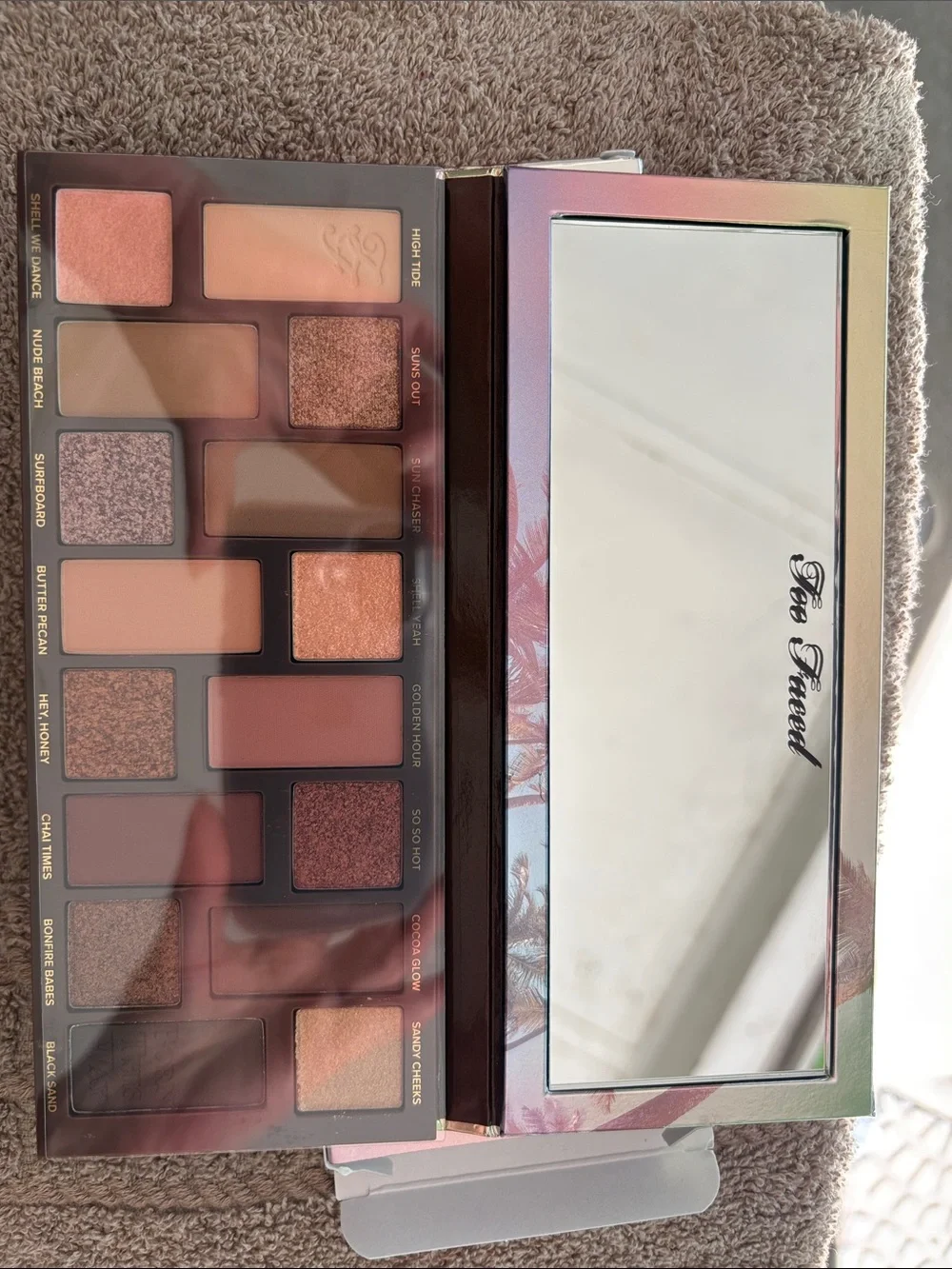TWO FACED- eyeshadow palette